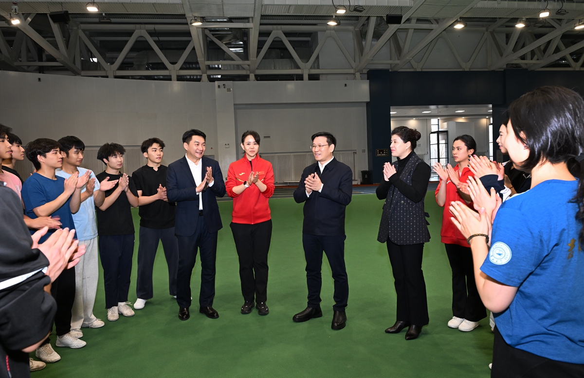 //news.duchangweb.com/__local/1/6F/7F/D68088EAA1664759869824FE822_6F7C461A_A07AD.jpg //news.duchangweb.com/__local/1/6F/7F/D68088EAA1664759869824FE822_6F7C461A_A07AD.jpg